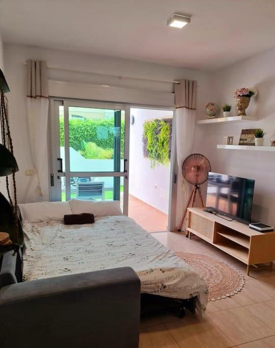Homely Apt In Modern Building With Pool San Miguel de Abona Exterior photo